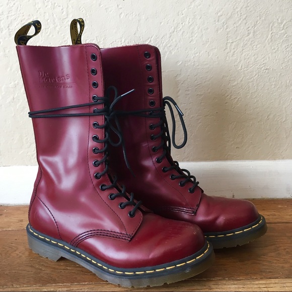 Dr. Martens Shoes - FLaSH SaLE! Cherry red 🍒 oxblood Dr. Marten Boots